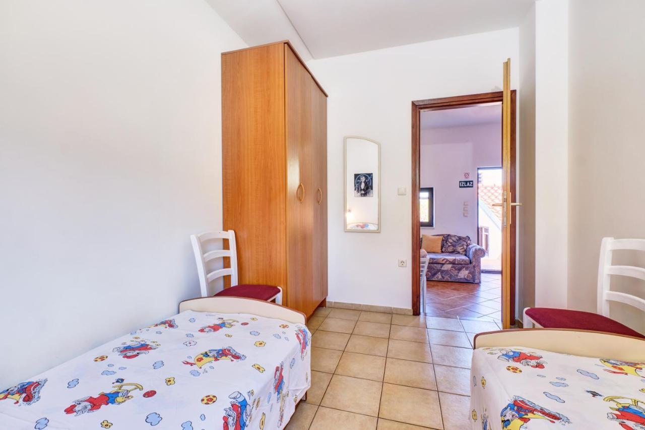Eco Secluded Apartments Zabodarski Cunski Ngoại thất bức ảnh