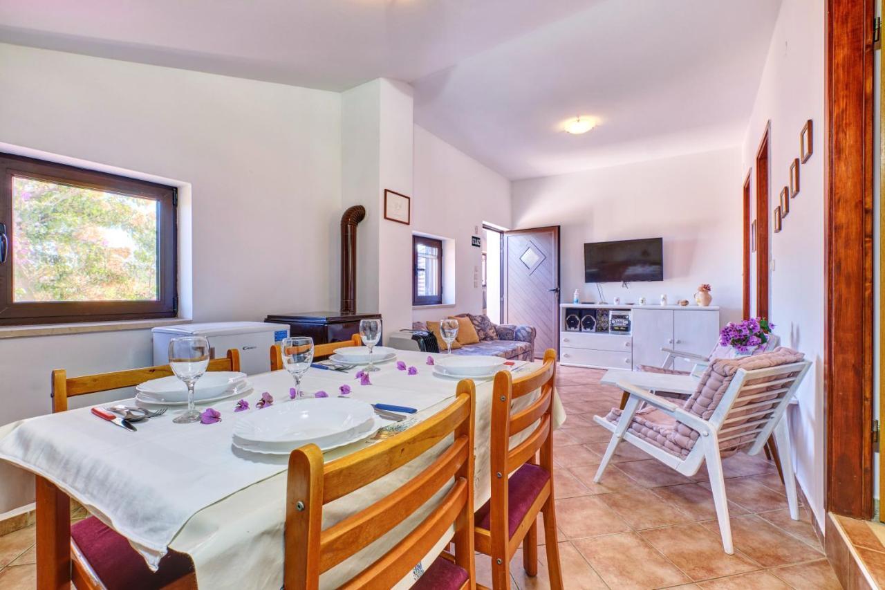 Eco Secluded Apartments Zabodarski Cunski Ngoại thất bức ảnh