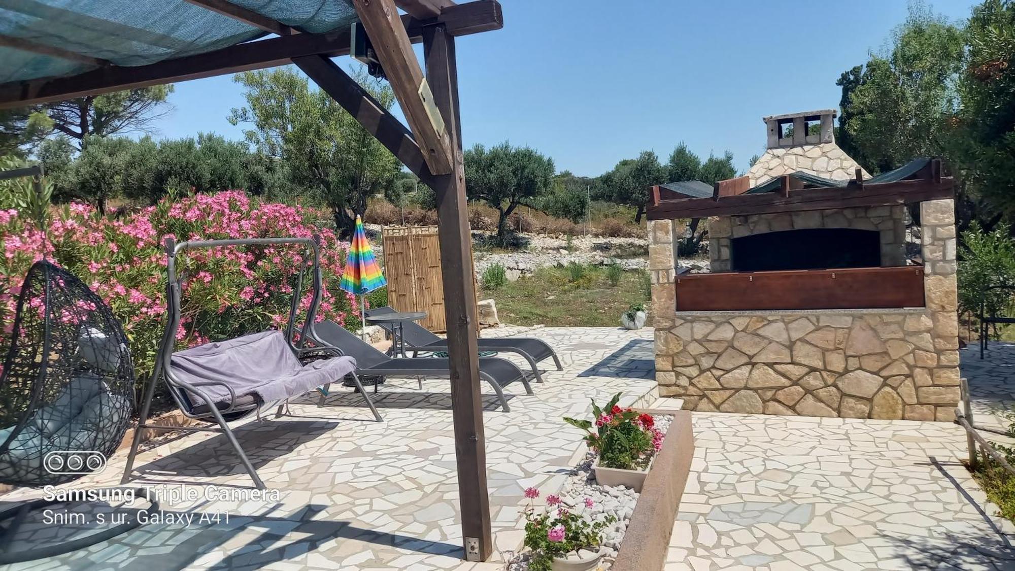Eco Secluded Apartments Zabodarski Cunski Ngoại thất bức ảnh